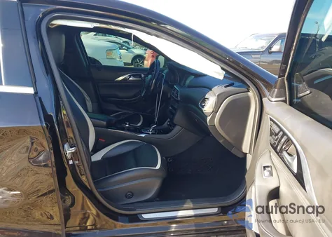 2017 Infiniti Qx30 Sport z USA, uszkodzony, nr VIN SJKCH5CP5HA032456